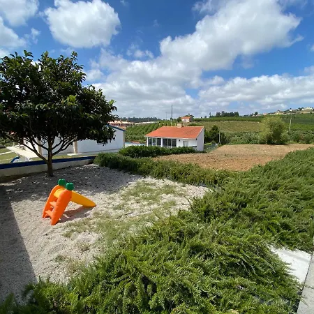 בית נופש Casa Ameixa אלקובאקה